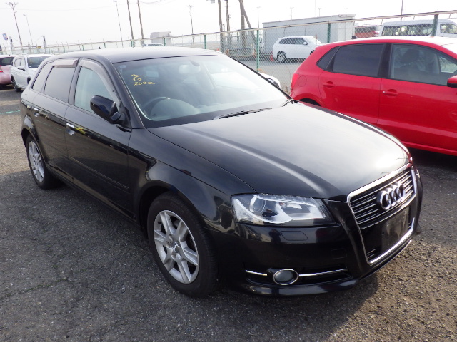 Audi A3 Sportback photo 1