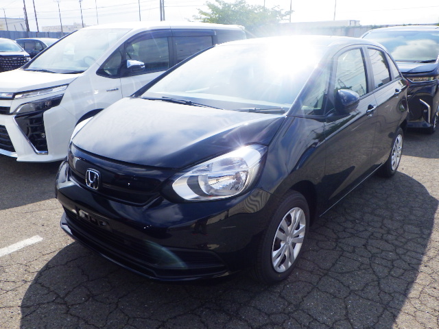 Honda Fit e:HEV photo 2