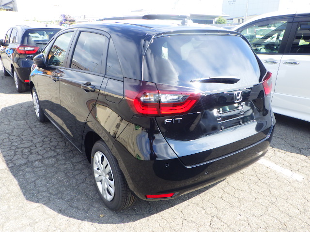 Honda Fit e:HEV photo 3